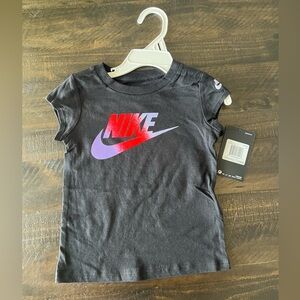 Nike girls tshirt